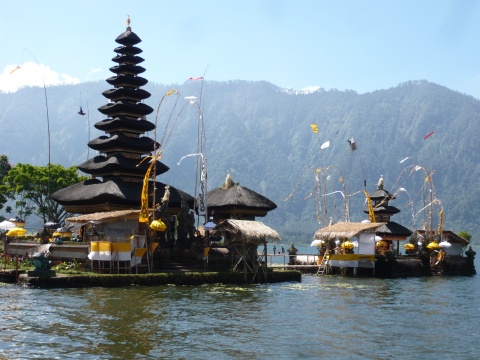 Java, Les Célèbes et Bali
